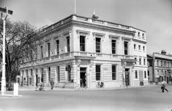 1. Leamington Post Office 1952